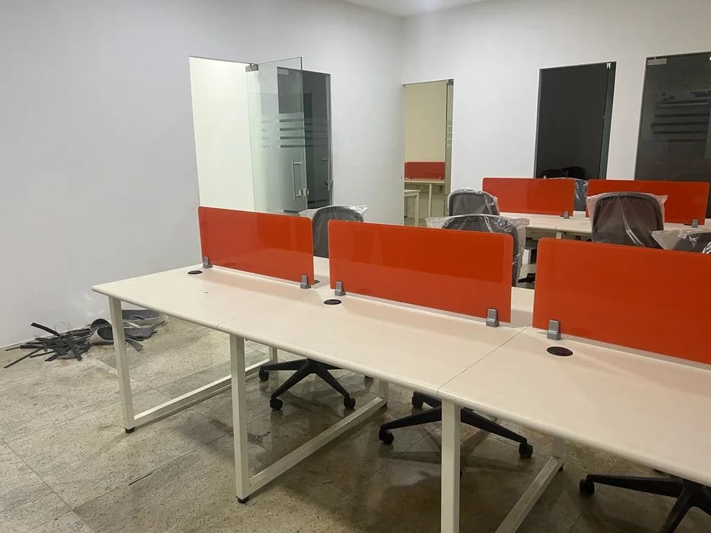 COWORKING SPACE